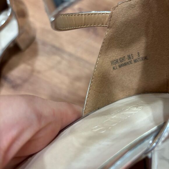 David’s Bridal Silver Block Heel Strappy shoe open toe size 8 - Picture 7 of 8